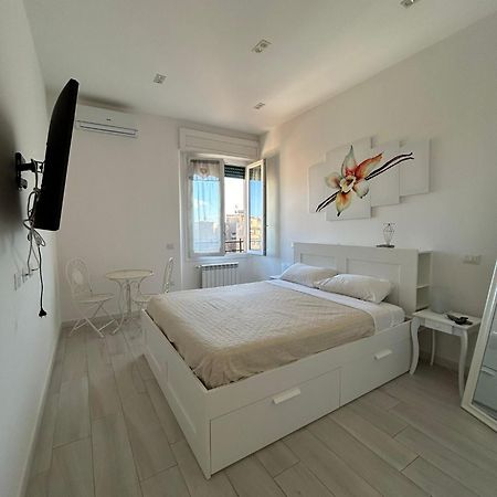 Vanilla Rooms Каляри Екстериор снимка